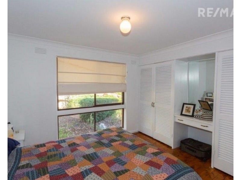 18 Malumba Crescent, Kooringal NSW 2650