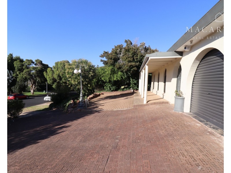 48 Wilks Avenue, Kooringal NSW 2650