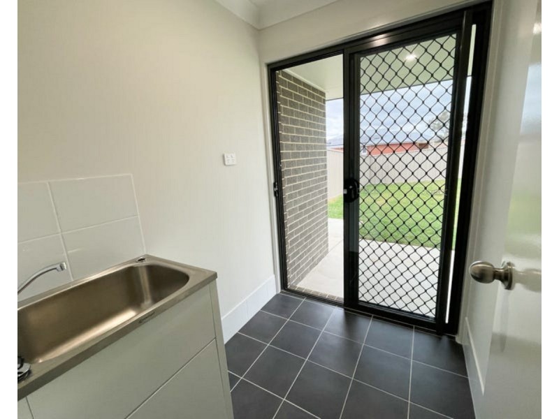 1/138 Bradman Drive, Boorooma NSW 2650