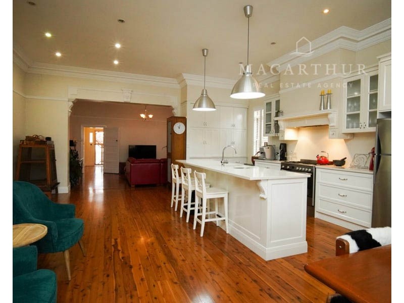 14 Jackson Street, Wagga Wagga NSW 2650