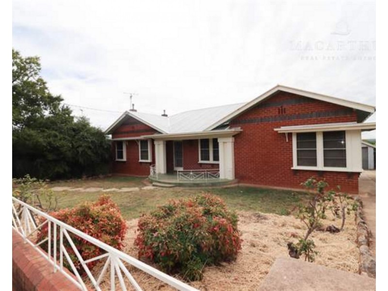 29 Athol Street, Turvey Park NSW 2650