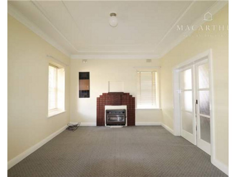 29 Athol Street, Turvey Park NSW 2650
