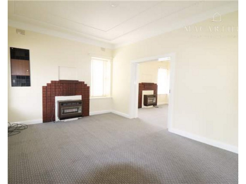 29 Athol Street, Turvey Park NSW 2650