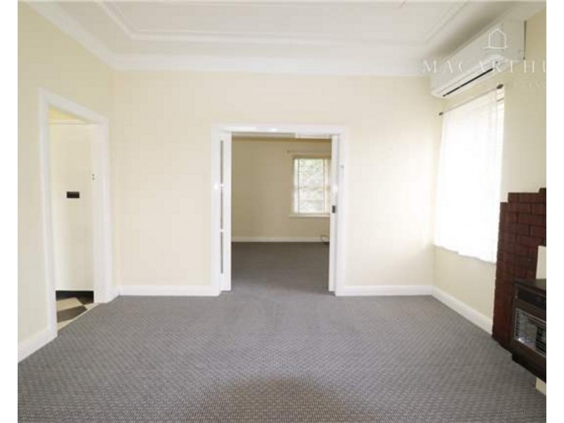 29 Athol Street, Turvey Park NSW 2650