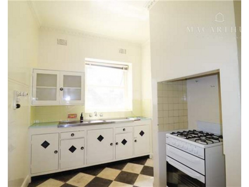 29 Athol Street, Turvey Park NSW 2650