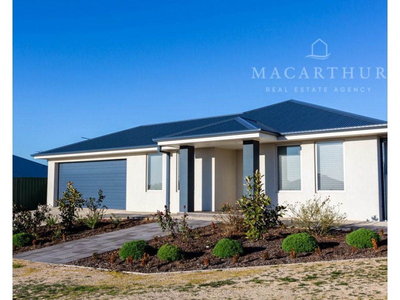 26 Tantoon Circuit, Forest Hill NSW 2651