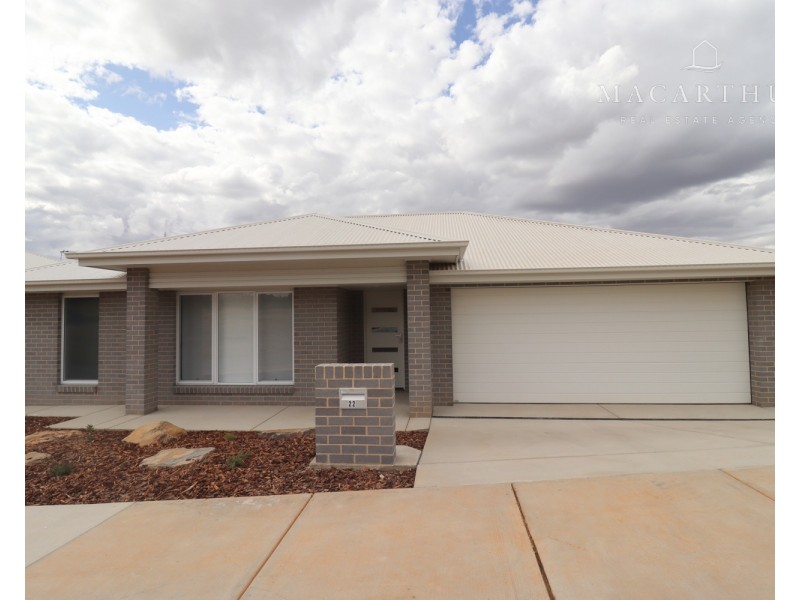 22 Wake Drive, Lloyd NSW 2650