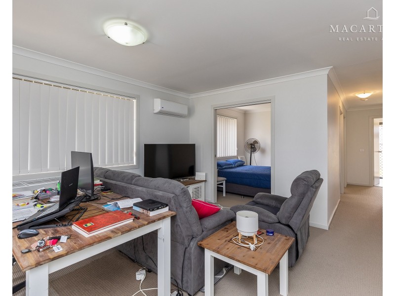 3 & 3A Batlow Way, Gobbagombalin NSW 2650