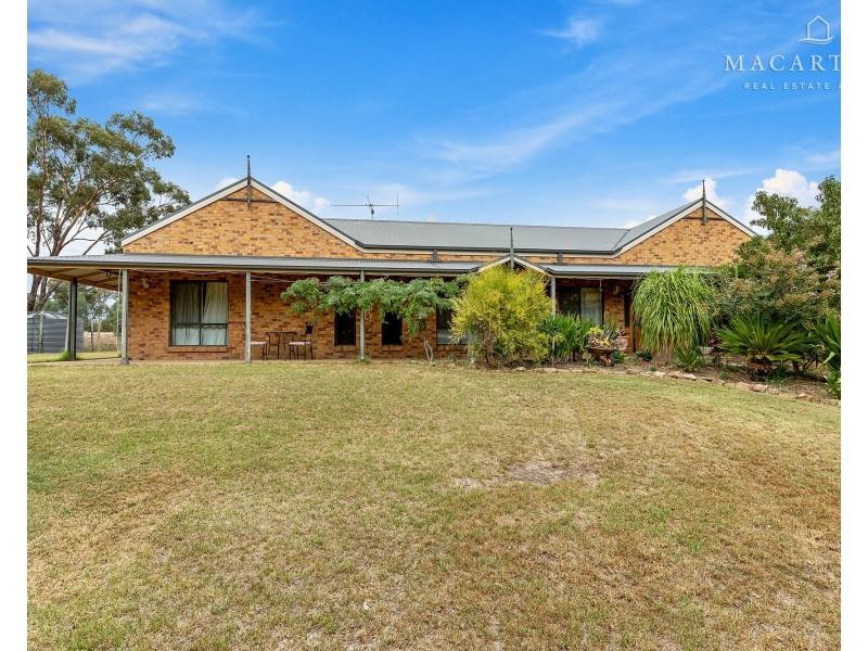15 Quarry Road, Coolamon NSW 2701
