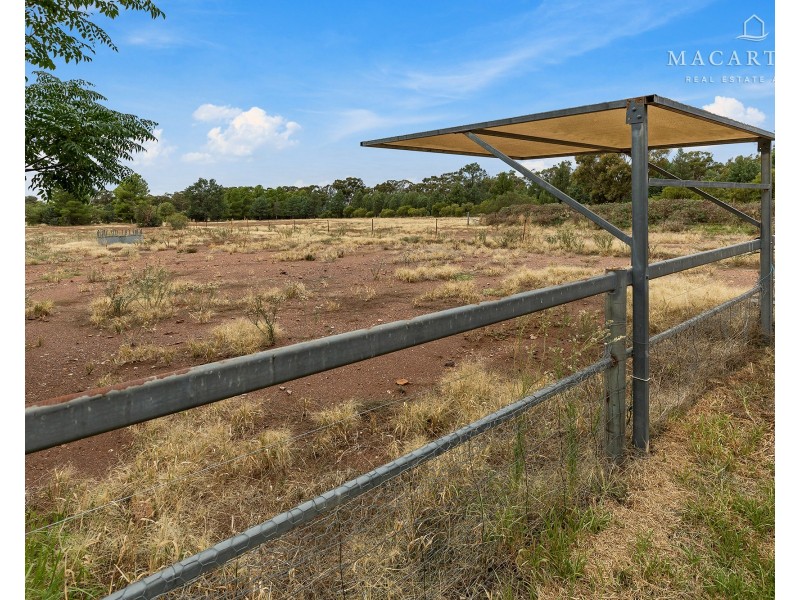 15 Quarry Road, Coolamon NSW 2701