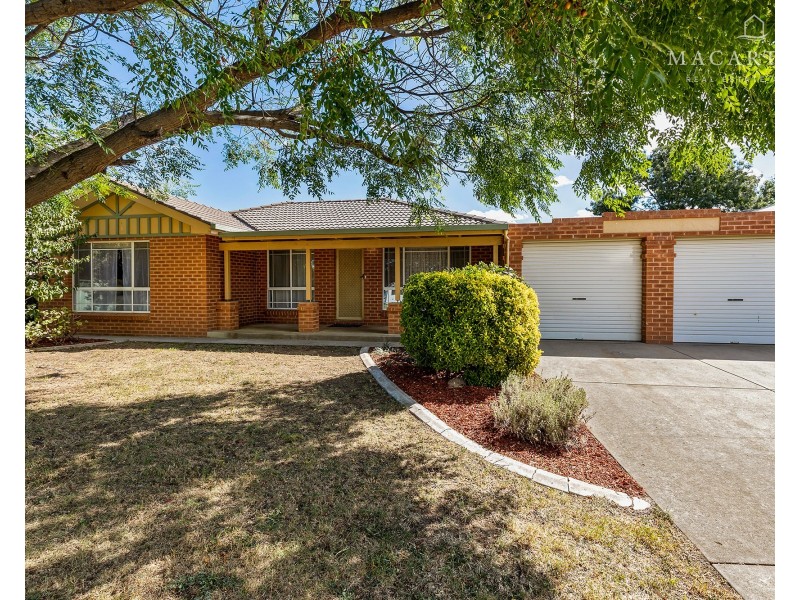1 Bokara Place, Glenfield Park NSW 2650