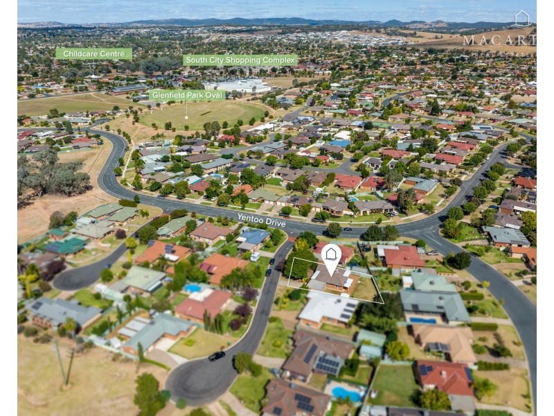 1 Bokara Place, Glenfield Park NSW 2650