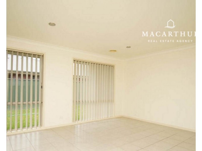 17 Quandong Place, Forest Hill NSW 2651