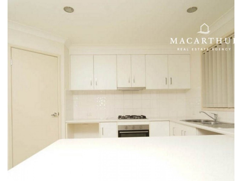 17 Quandong Place, Forest Hill NSW 2651