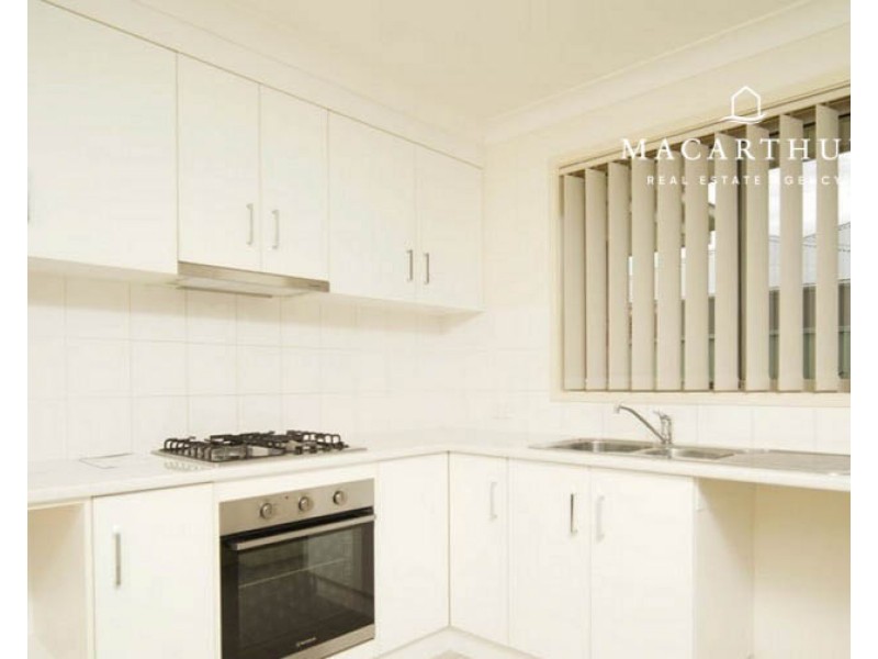 17 Quandong Place, Forest Hill NSW 2651