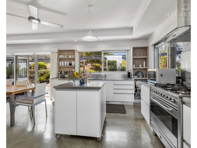 20 Stellway Close, Kooringal NSW 2650