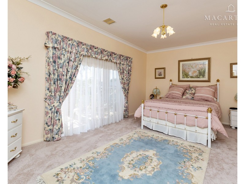 21 Kansas Drive, Tolland NSW 2650
