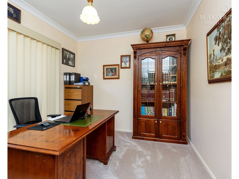 21 Kansas Drive, Tolland NSW 2650