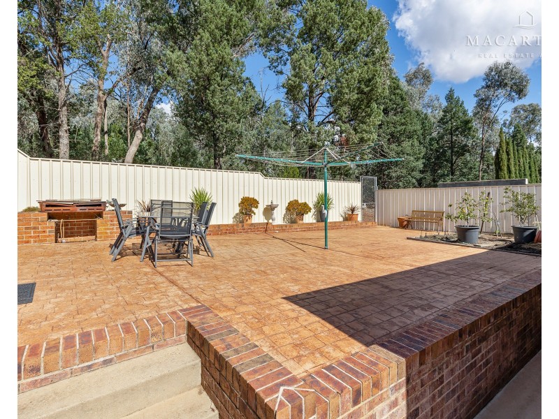 21 Kansas Drive, Tolland NSW 2650