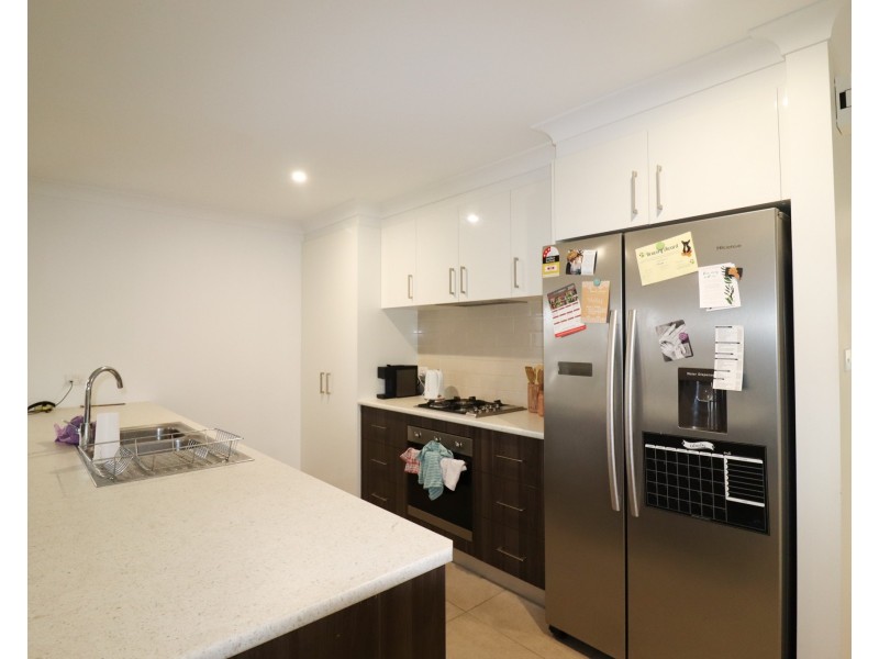 5 Darcy Drive, Boorooma NSW 2650