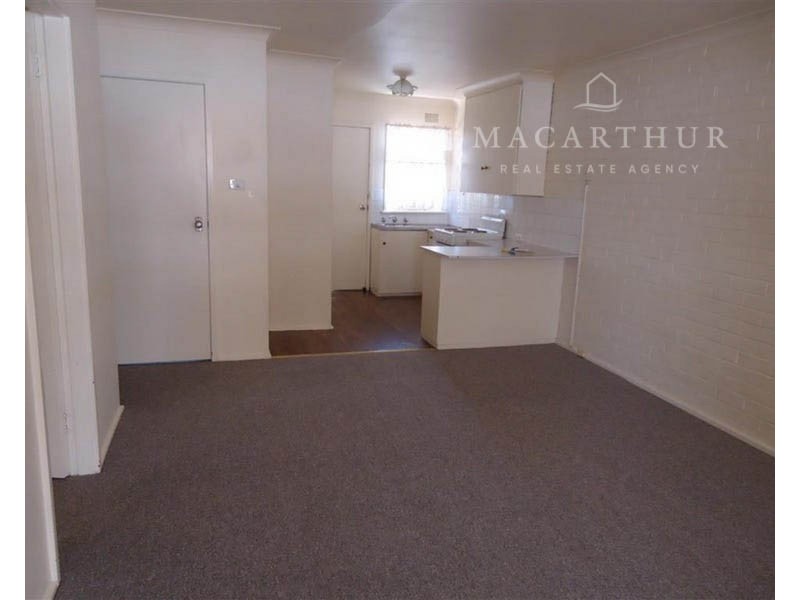 5/8 Nordlingen Drive, Tolland NSW 2650