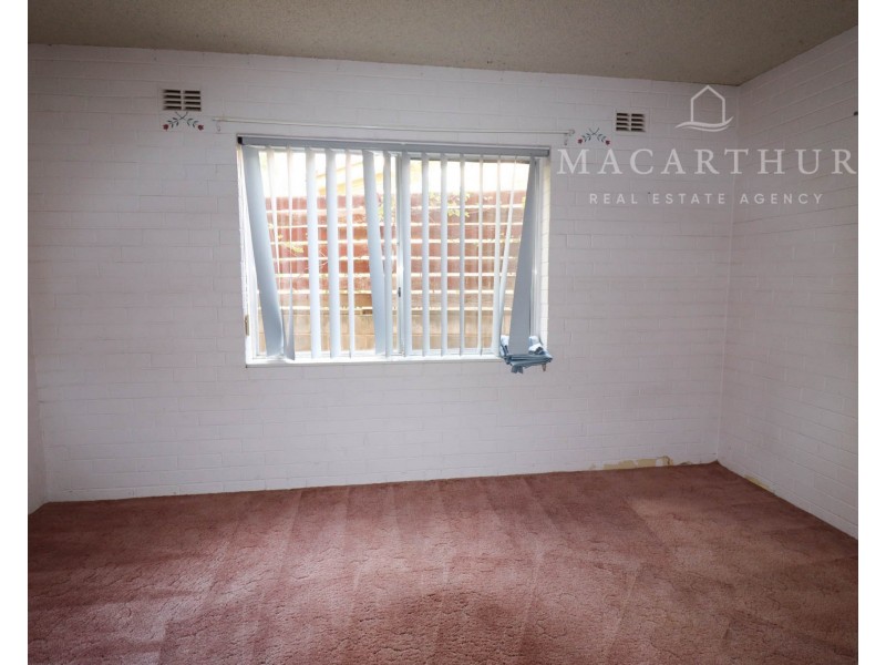 4 Mimosa Drive, Mount Austin NSW 2650