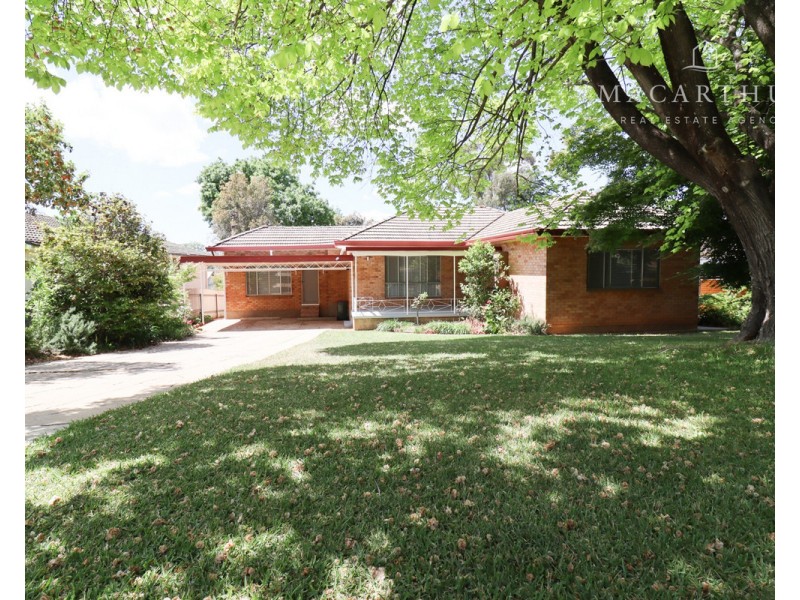 93 Meadow Street, Kooringal NSW 2650