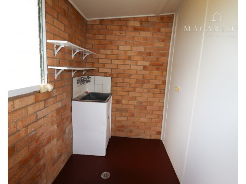 93 Meadow Street, Kooringal NSW 2650