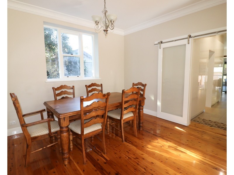 22 Richard Street, Turvey Park NSW 2650
