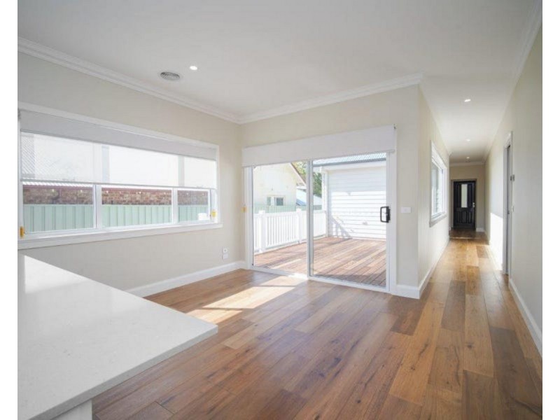1/56 Collins Street, Turvey Park NSW 2650