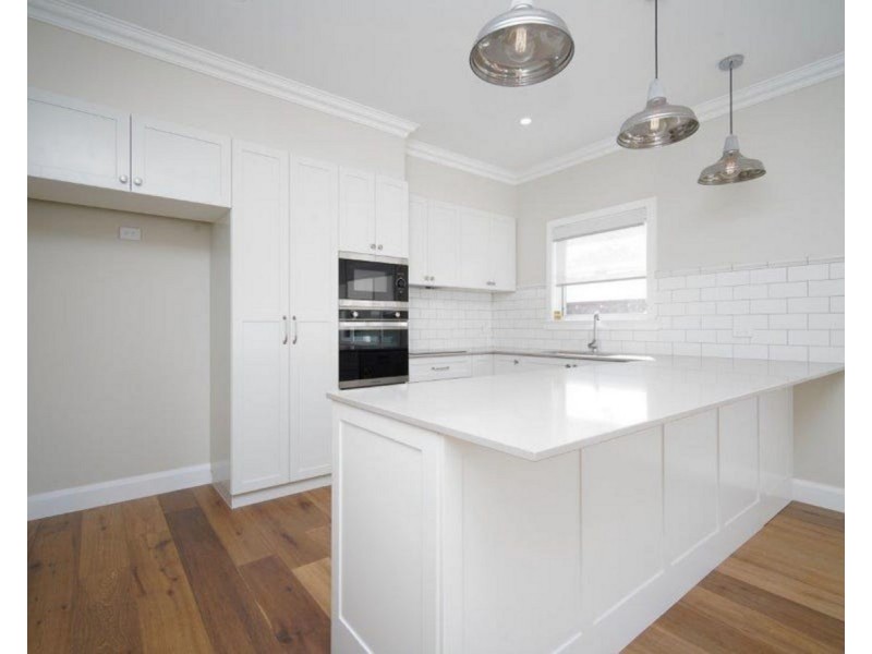 1/56 Collins Street, Turvey Park NSW 2650