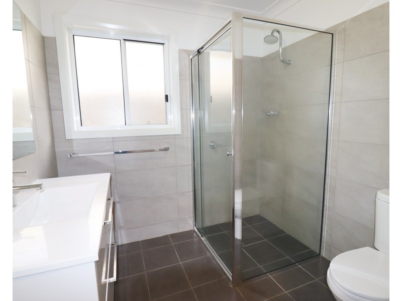 12 Chang Avenue, Lloyd NSW 2650