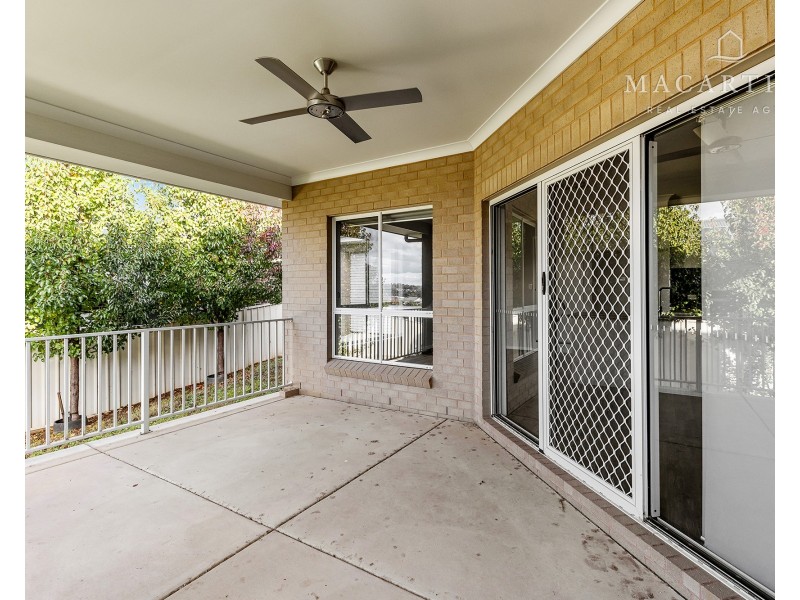 27 Clifton Street, Bourkelands NSW 2650
