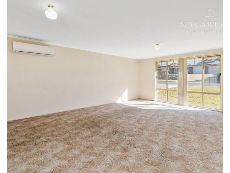 1/15 Yeomans Place, Kooringal NSW 2650