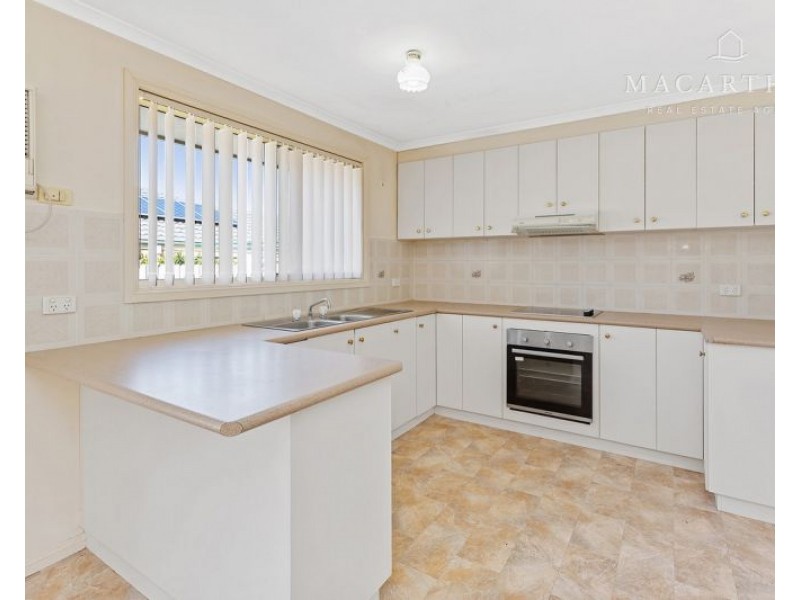 1/15 Yeomans Place, Kooringal NSW 2650