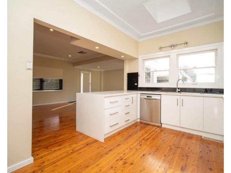 19 Lindsay Street, Wagga Wagga NSW 2650