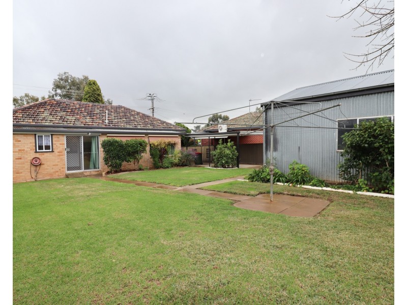 189 Bourke Street, Mount Austin NSW 2650
