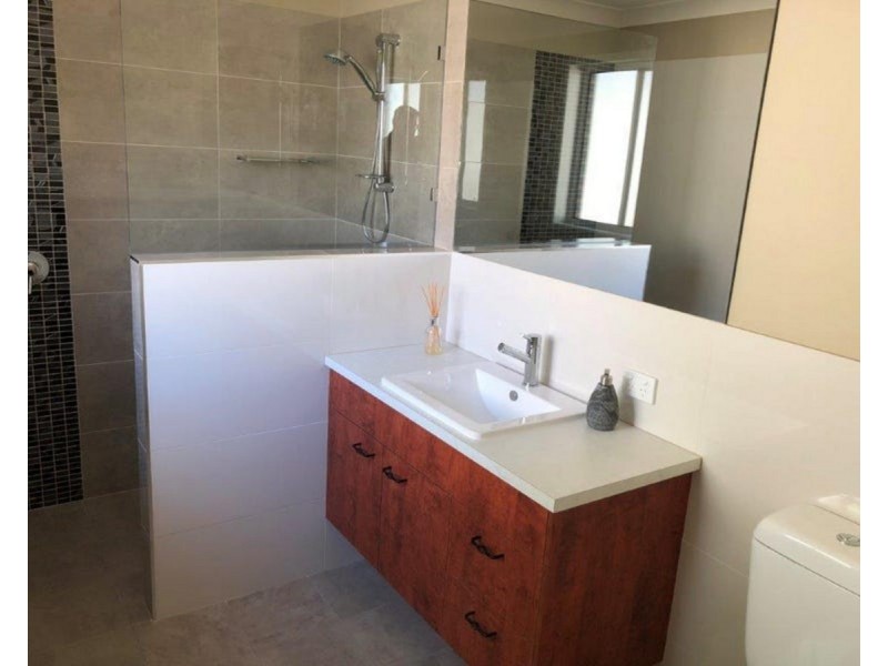 7 Wade Street, Turvey Park NSW 2650