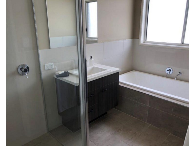 7 Wade Street, Turvey Park NSW 2650