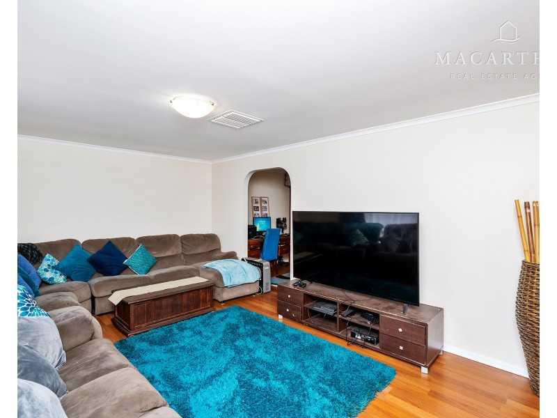 15 Matheson Place, Estella NSW 2650