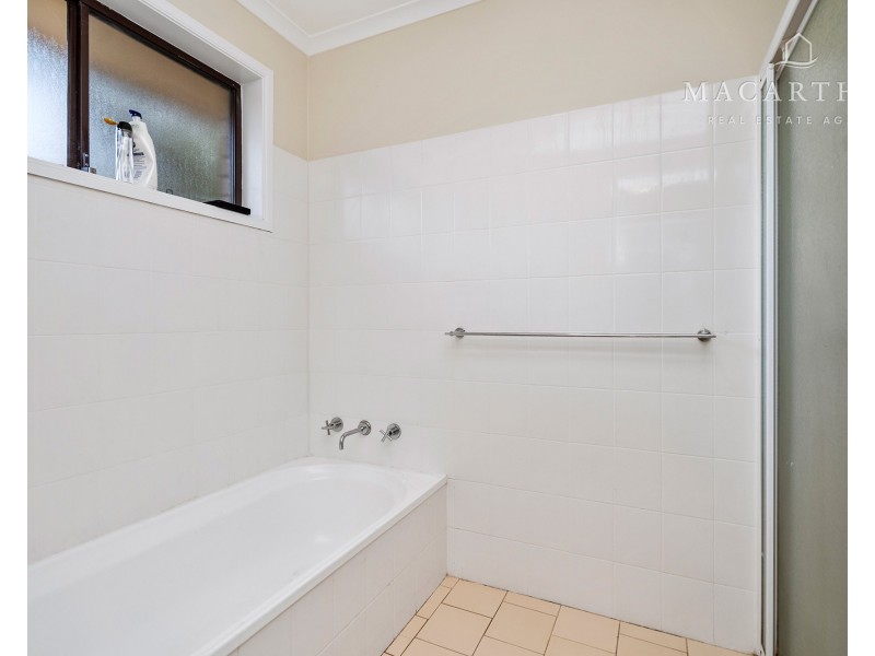 15 Matheson Place, Estella NSW 2650