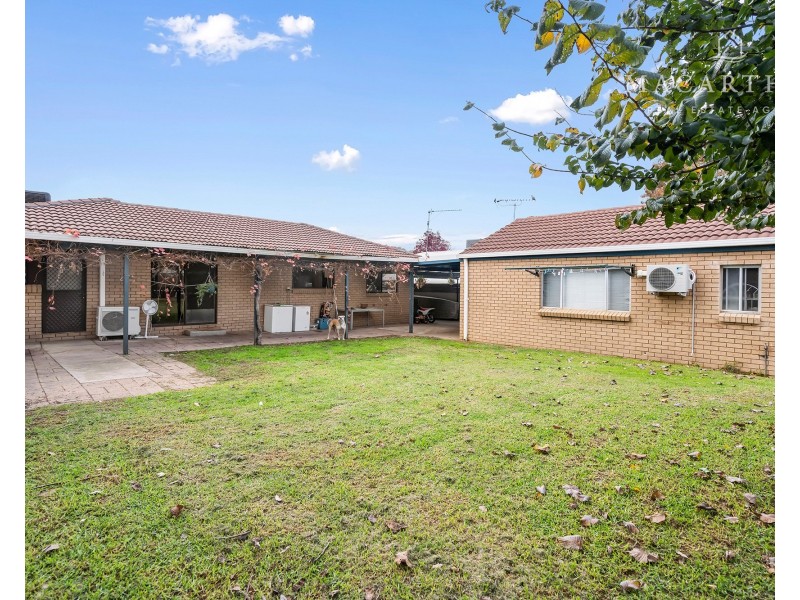 15 Matheson Place, Estella NSW 2650