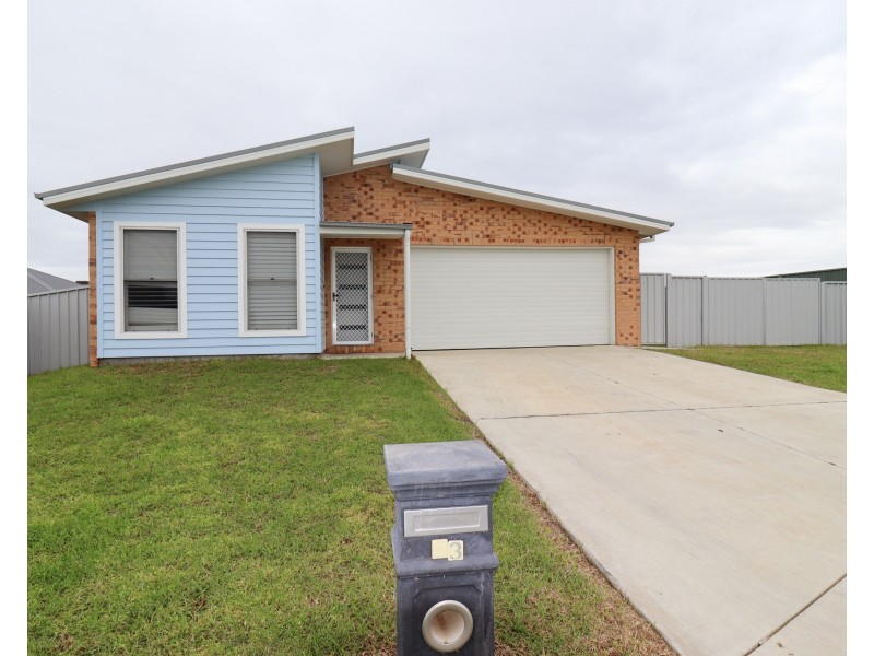 53 Melaleuca Drive, Forest Hill NSW 2651