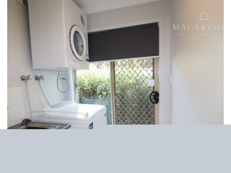 15 Lyndoch Place, Bourkelands NSW 2650