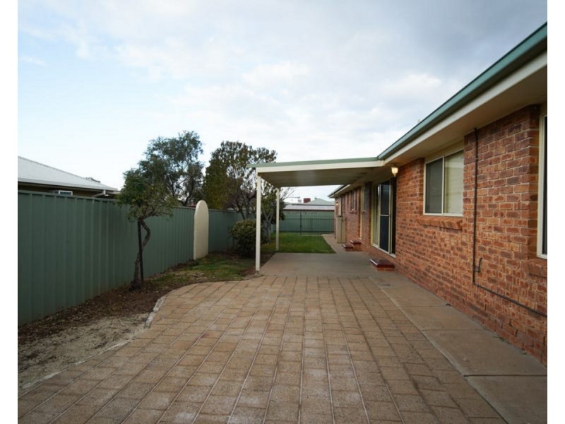 24 Corella Place, Estella NSW 2650