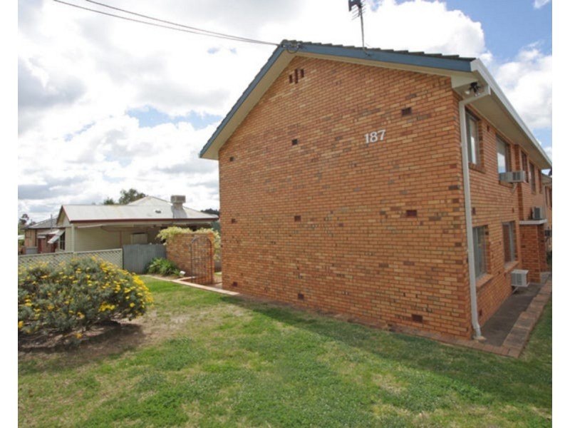 1/187 Lake Albert Road, Kooringal NSW 2650