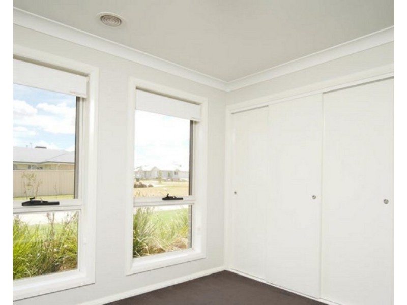 1 Goonawarra Street, Gobbagombalin NSW 2650