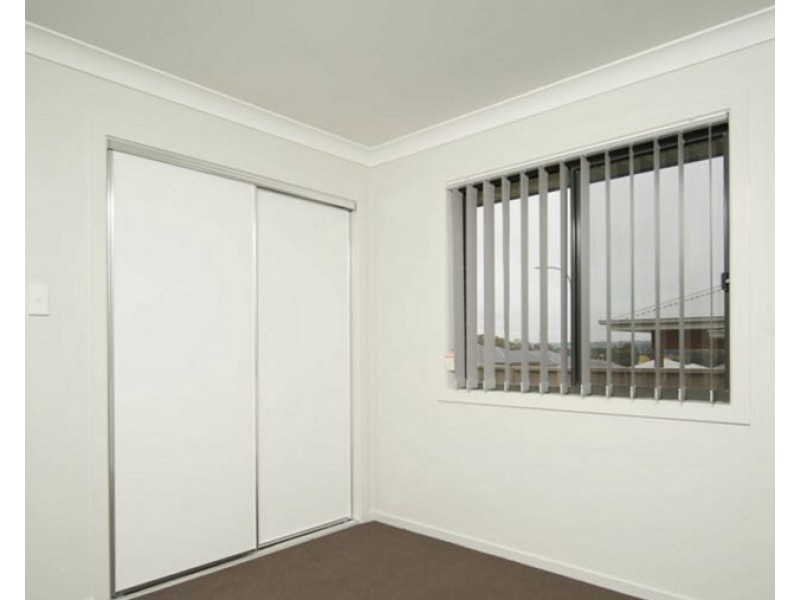 2/8 Gasnier Loop, Boorooma NSW 2650