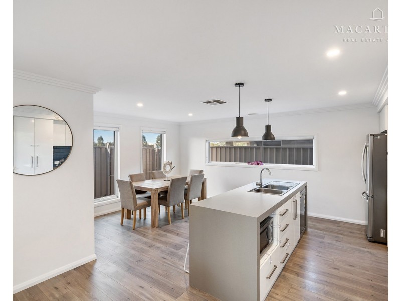 4/19 Trumper Street, Boorooma NSW 2650