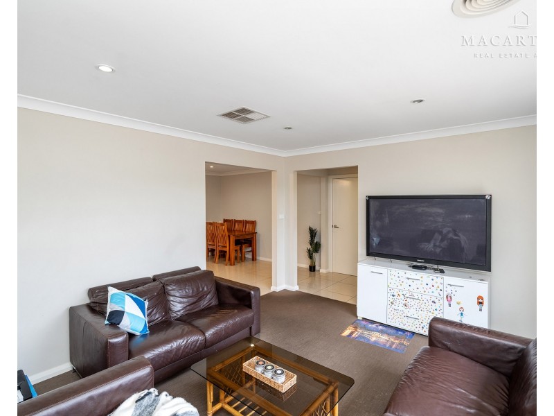 1/80 Messenger Avenue, Boorooma NSW 2650